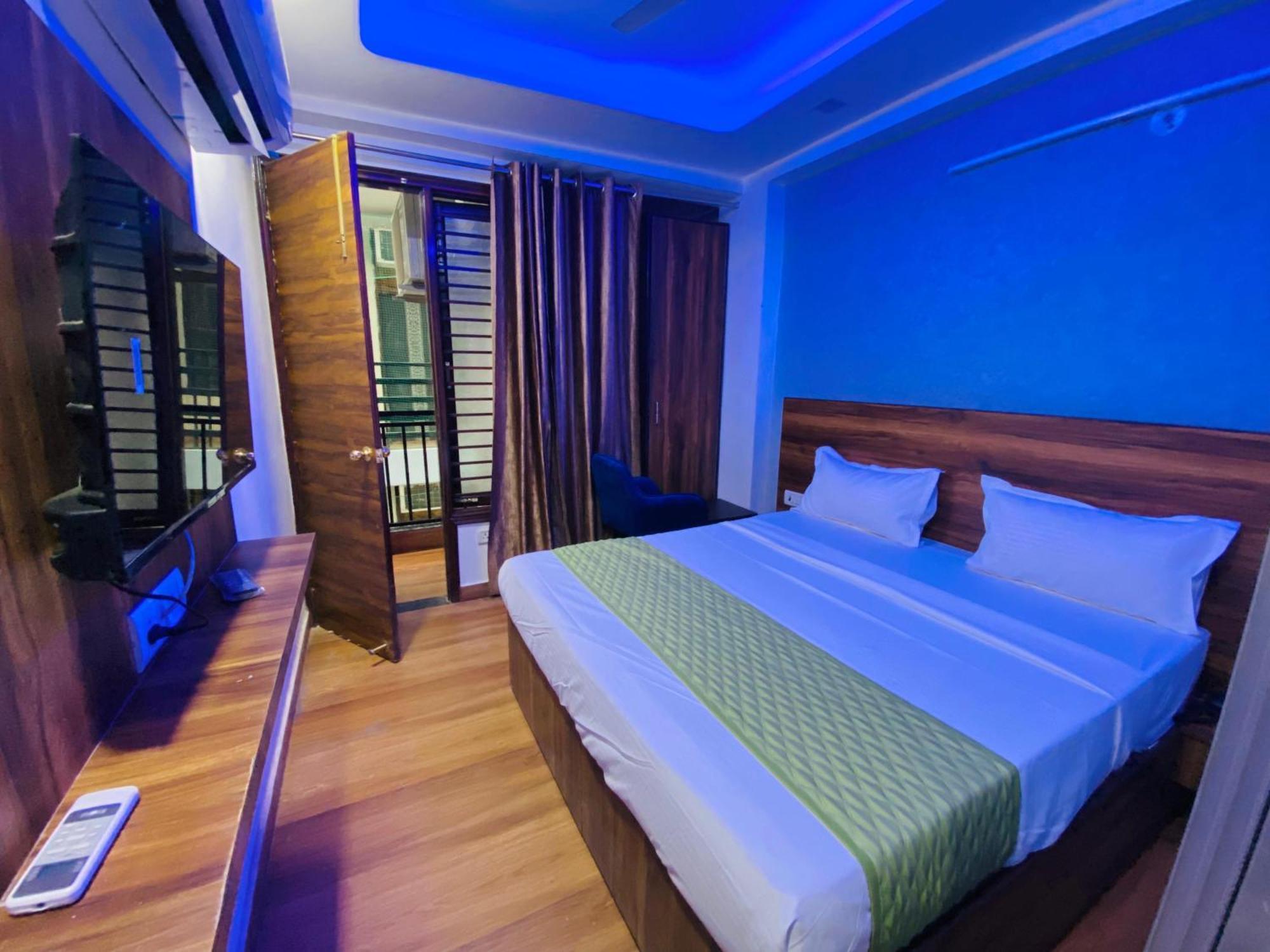 Bed and Breakfast Surya International Nowe Delhi Zewnętrze zdjęcie